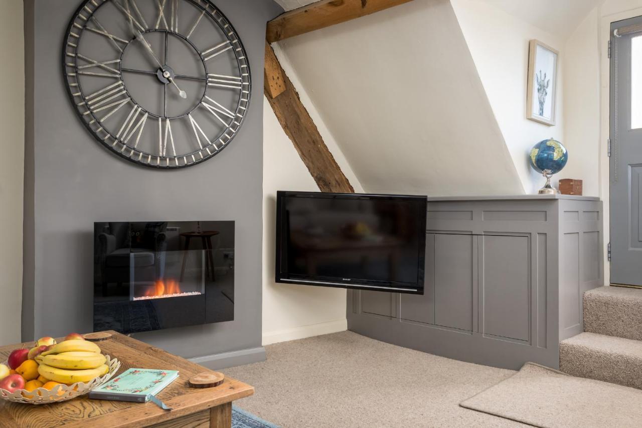 The Loft: Unique, Romantic, Grade II Listed, Dog Friendly Stow-on-the-Wold Buitenkant foto
