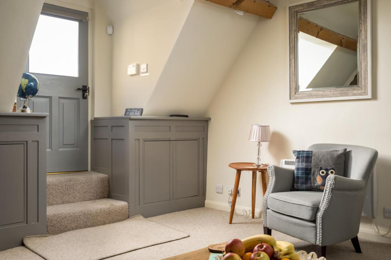 The Loft: Unique, Romantic, Grade II Listed, Dog Friendly Stow-on-the-Wold Buitenkant foto